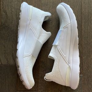 APL TechLoom Bliss slip on sneakers